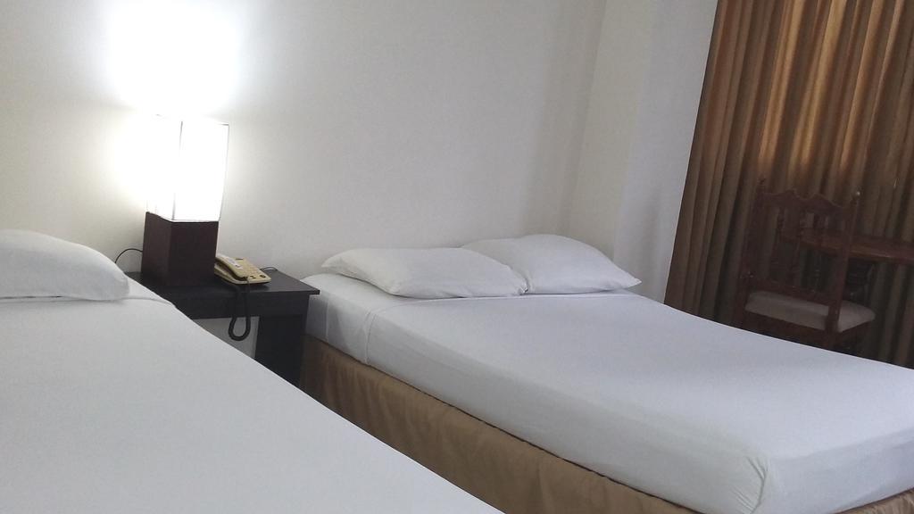 Hotel Aramo Ciudad de Panamá Habitación foto